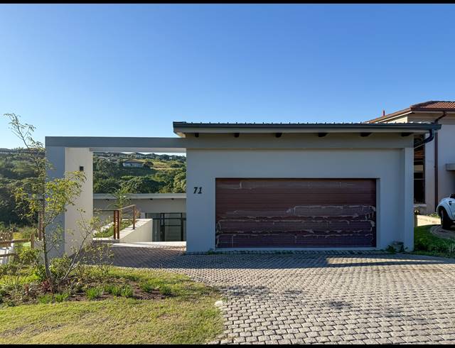 4 BEDROOM HOUSE FOR SALE IN PALM LAKES ESTATE